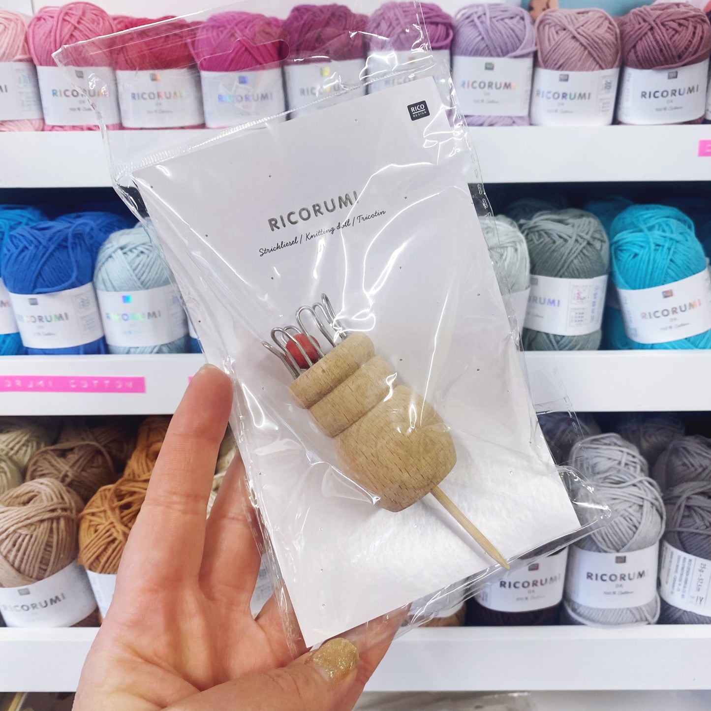 Ricorumi - Knitting Dolly