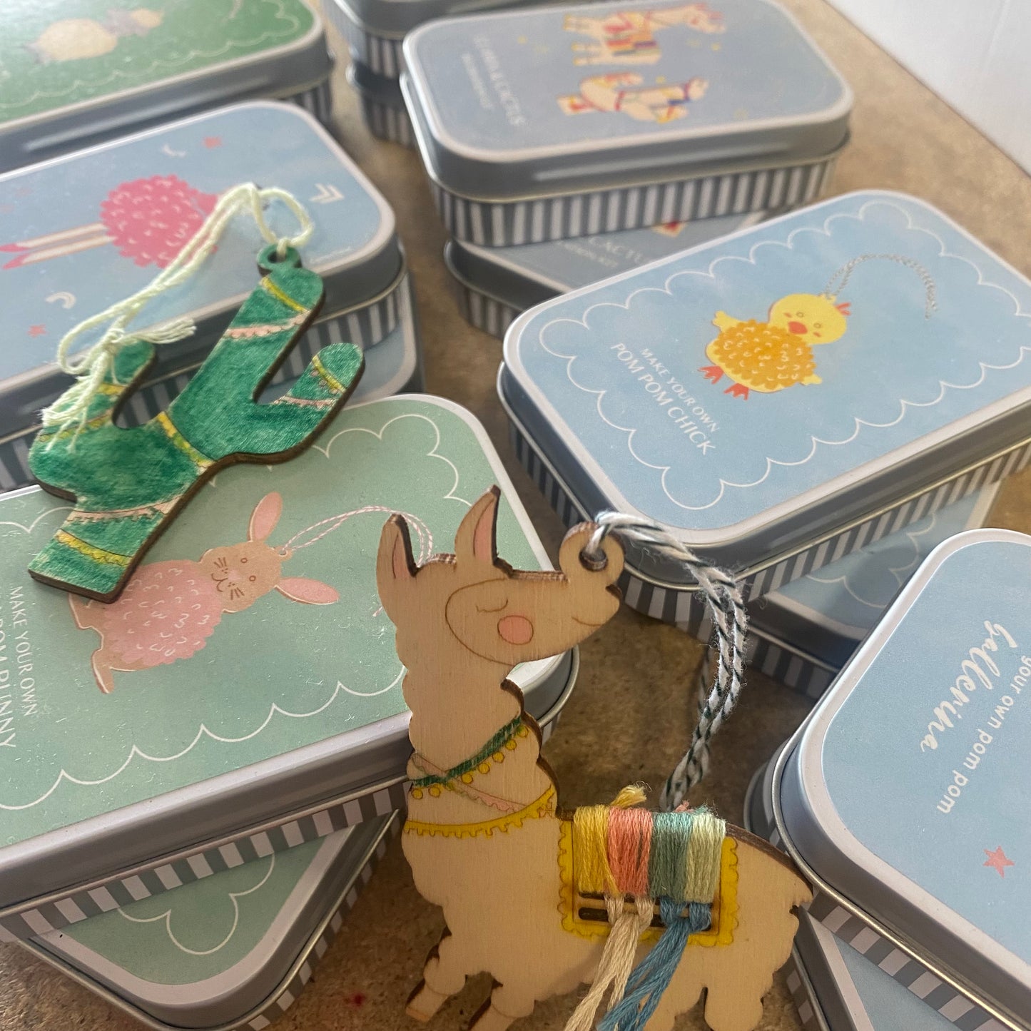 Cotton Twist Kids Craft Tin